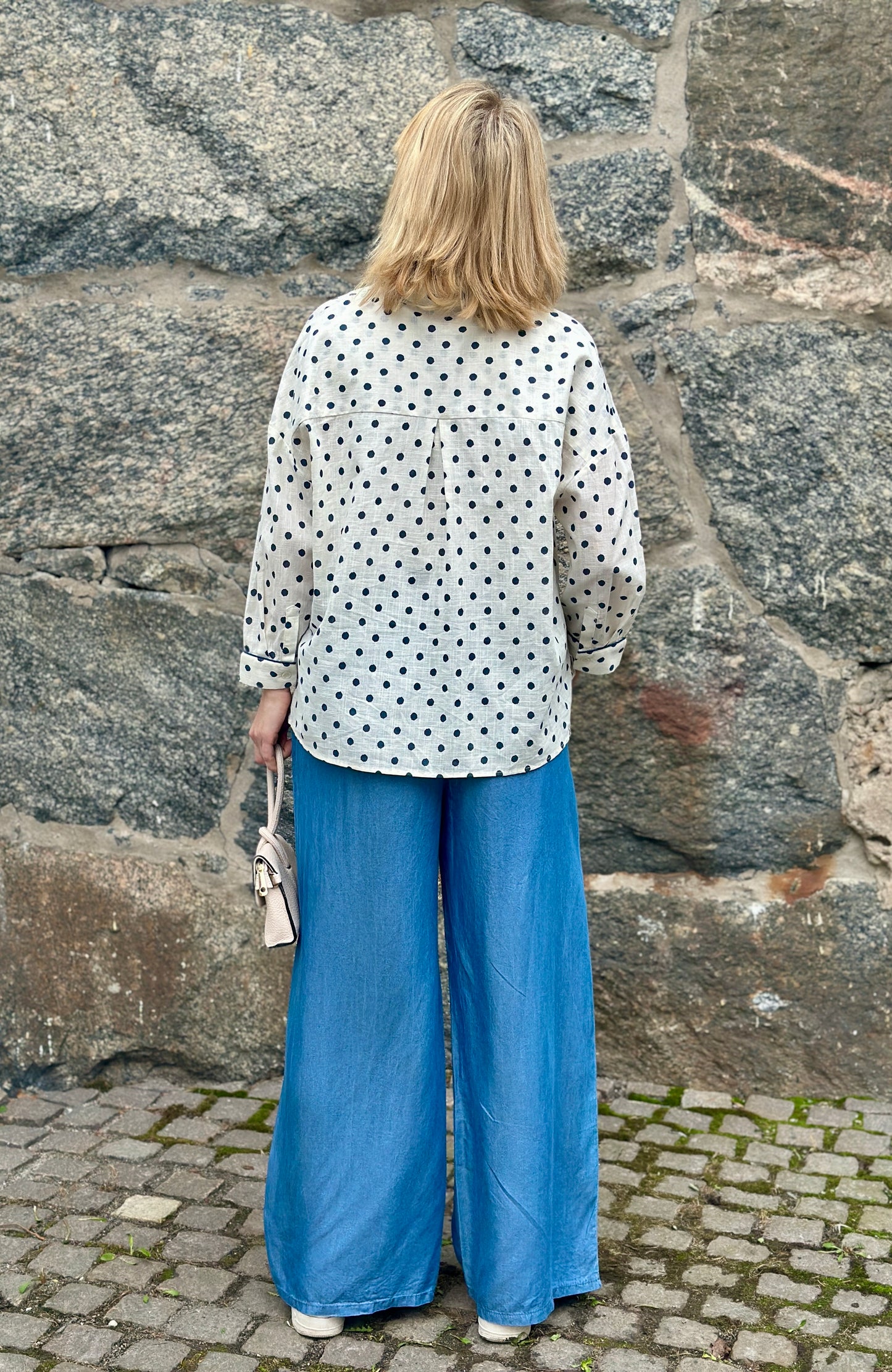 Skjorta | Saga